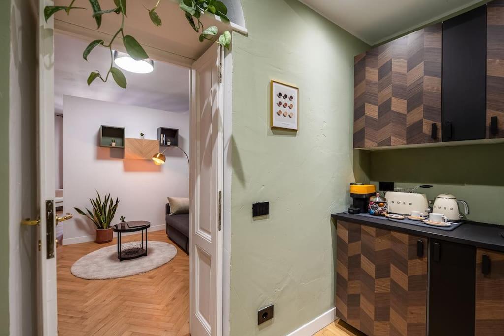 Peachtree Splendido Apt Nel Cuore Di Brera Milan Luaran gambar
