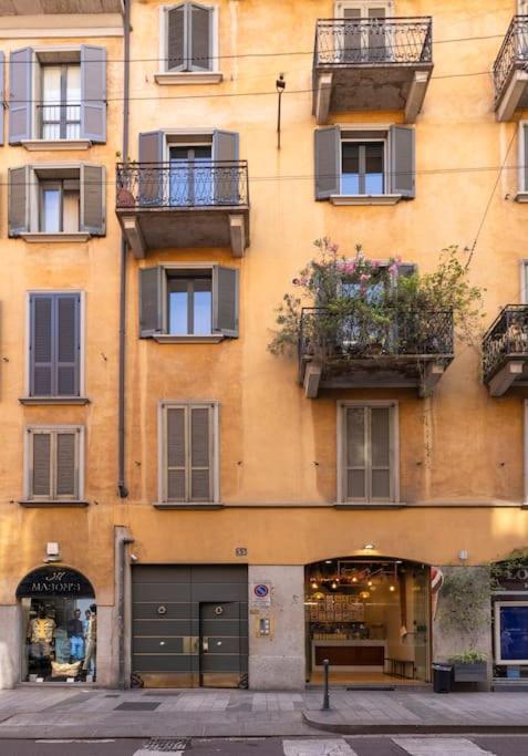 Peachtree Splendido Apt Nel Cuore Di Brera Milan Luaran gambar