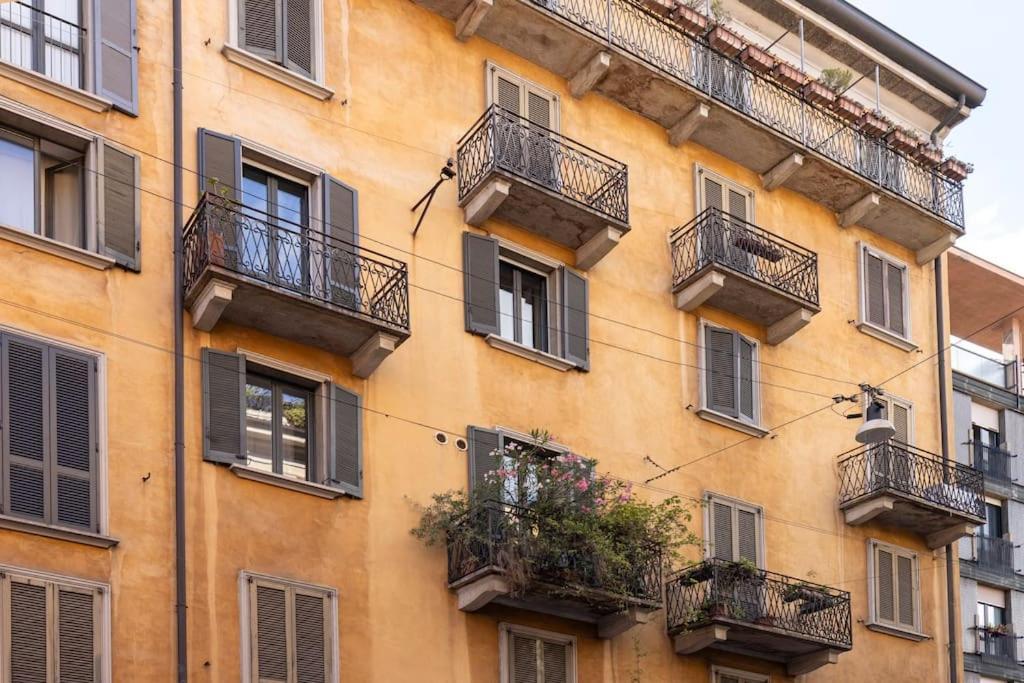Peachtree Splendido Apt Nel Cuore Di Brera Milan Luaran gambar
