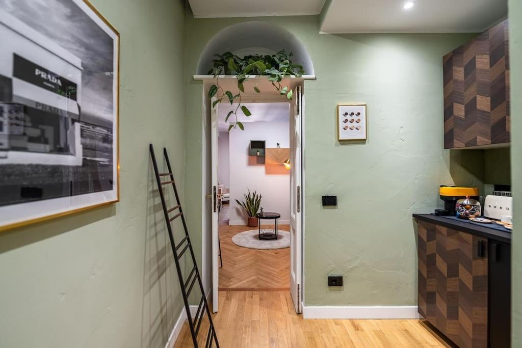Peachtree Splendido Apt Nel Cuore Di Brera Milan Luaran gambar