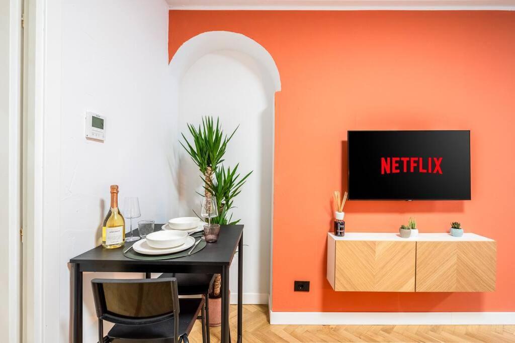 Peachtree Splendido Apt Nel Cuore Di Brera Milan Luaran gambar
